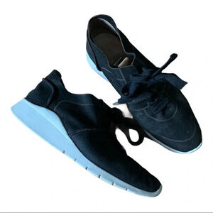 Gentle souls black suede sneaker size 7.5